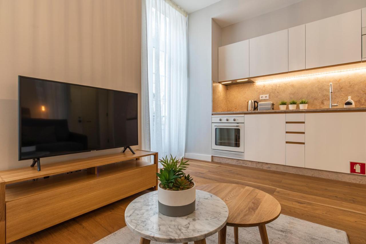 Apartament Upscale & Trendy Flat In The Center Lizbona Zewnętrze zdjęcie